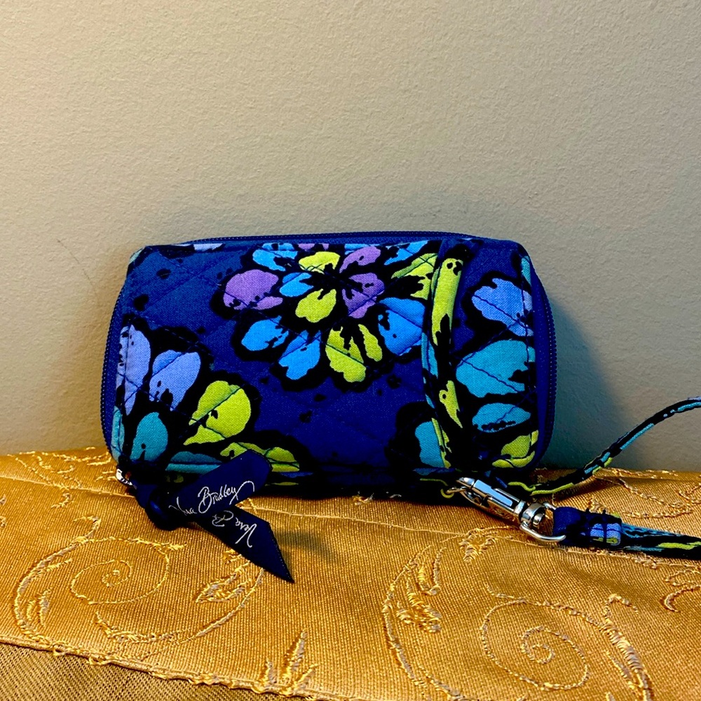 Vera Bradley wristlet! Like new